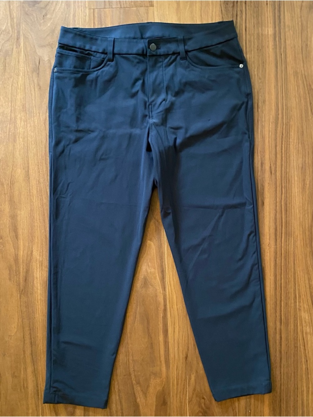 Lululemon Men’s Dark Gray Stretch Pants Size 33 Casual Golf